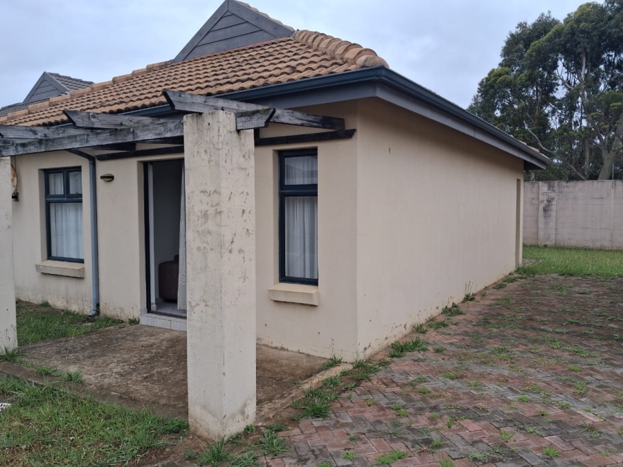 To Let 2 Bedroom Property for Rent in Kidds Beach Eastern Cape